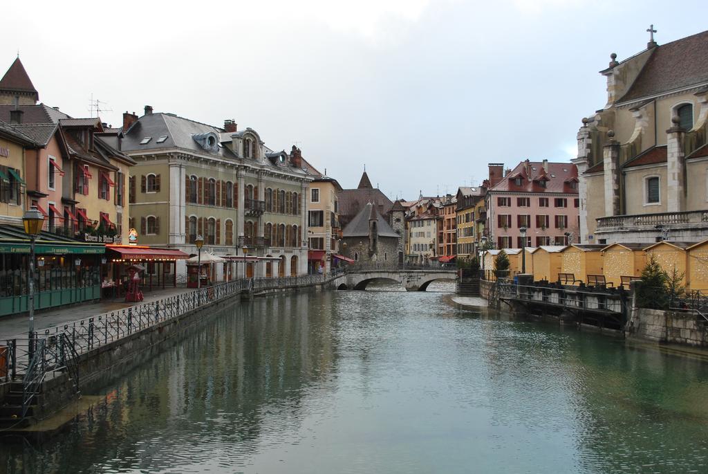 Ibis Budget Thonon Les Bains Exteriör bild