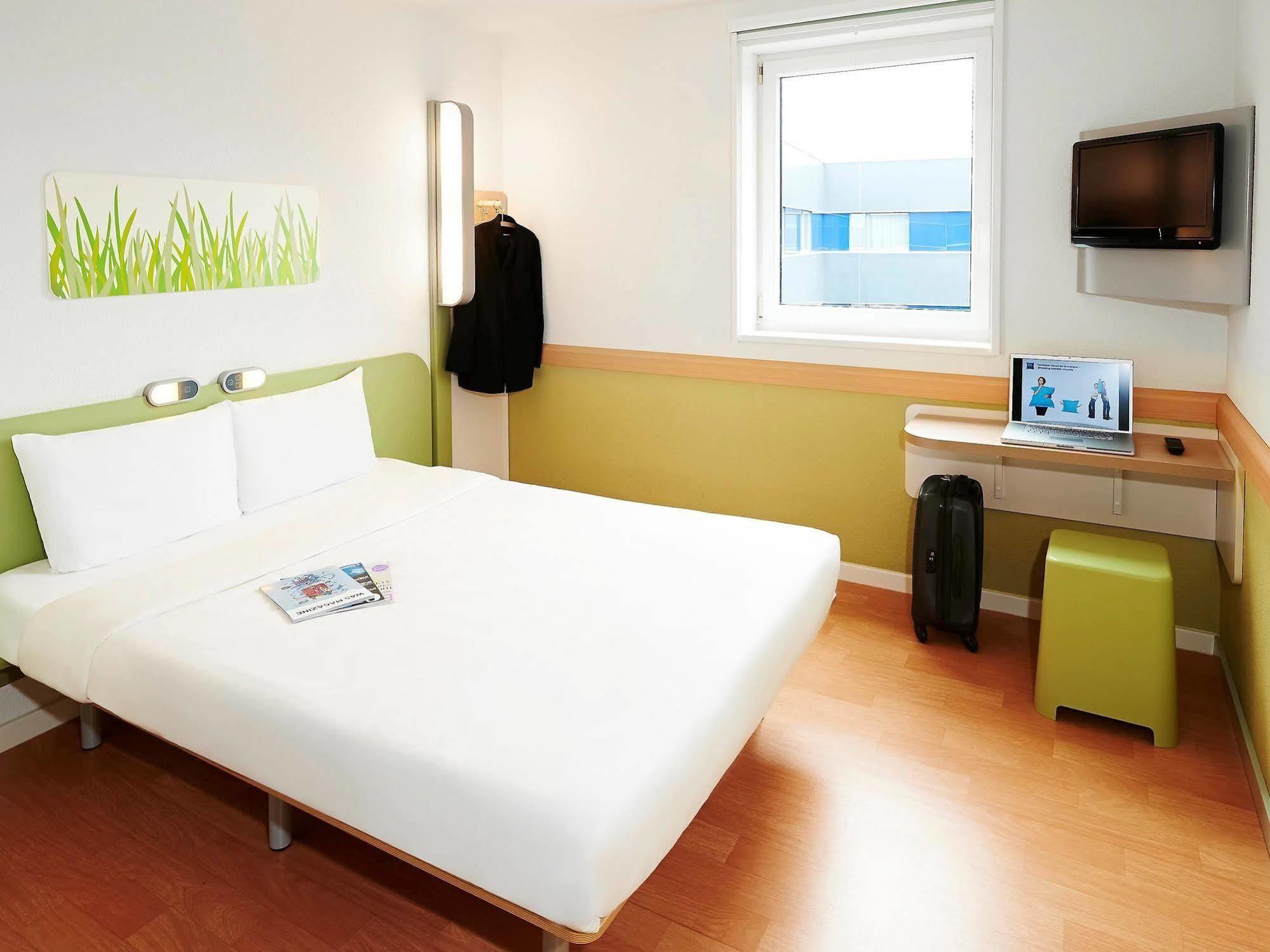Ibis Budget Thonon Les Bains Exteriör bild